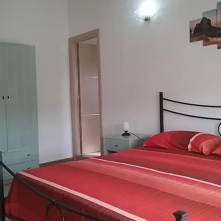 L' Aranciera Bed & Breakfast *