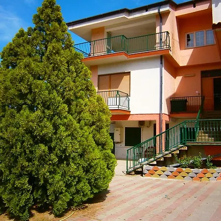 L' Aranciera Bed & Breakfast