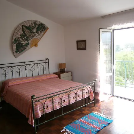 L' Aranciera Bed & Breakfast *